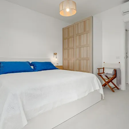 Casa Dina - By And Service Lägenhet Golfo Aranci